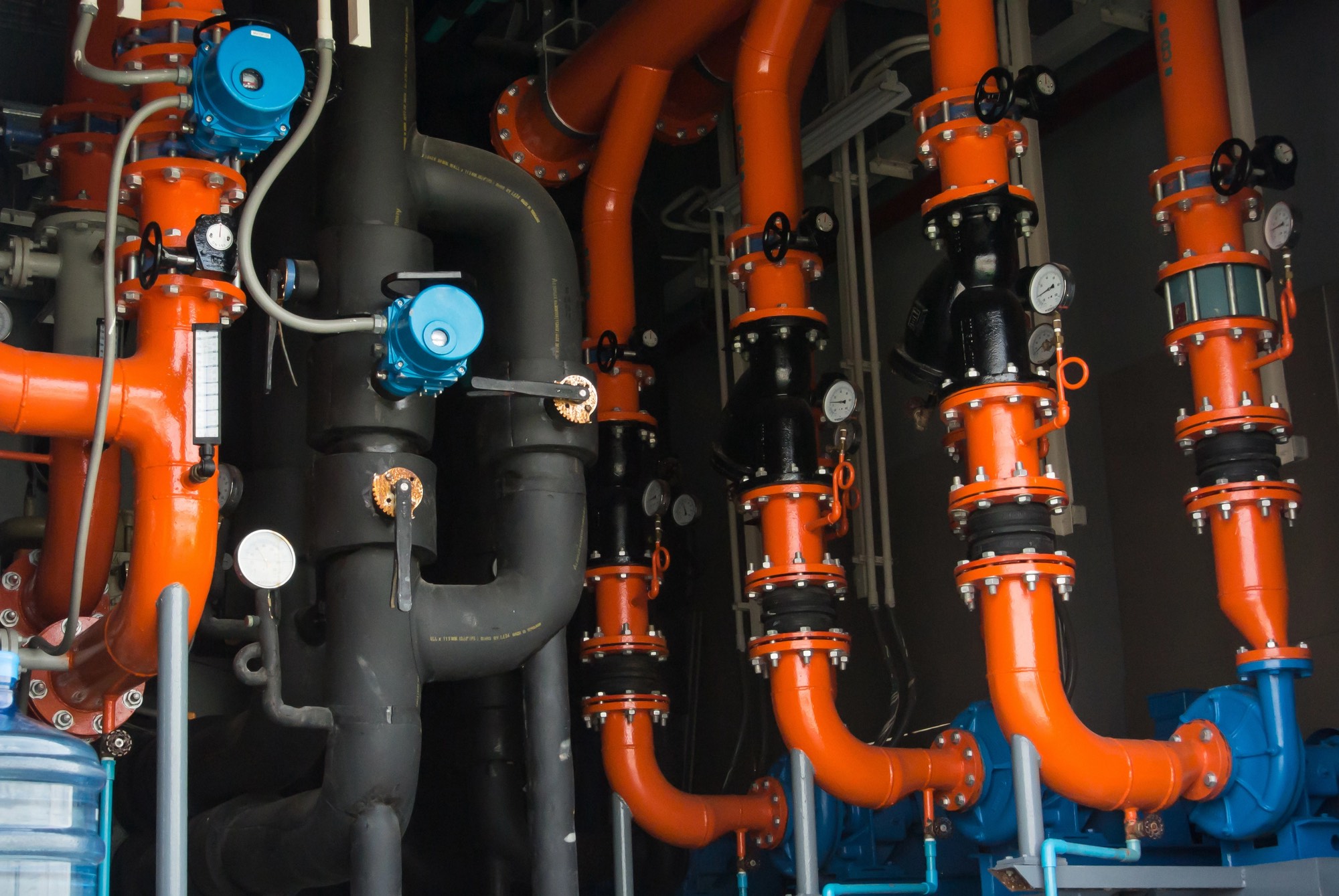 ProcessIQ - Piping Systems can o­ffer complete system solutions. Custom-made special parts and special series are also possible in addition.